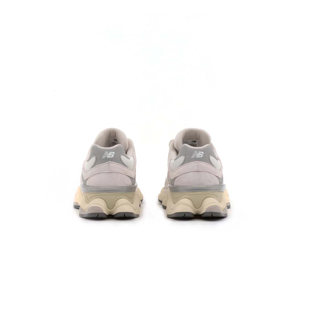 New Balance 9060 Beige